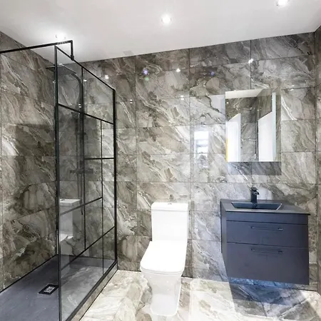Centralised Apsley With Free Parking By Prescott Appartement